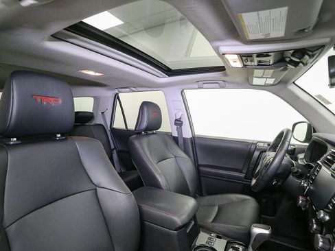 Used 2023 Toyota 4Runner TRD Off-Road Premium w/ Off Road Premium Plus Package AWD/4WD image 17