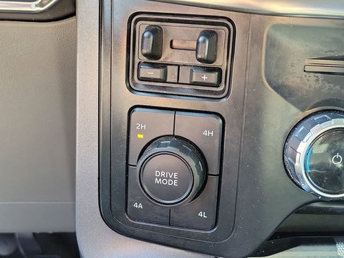Used 2023 Ford F150 Lariat AWD/4WD image 30