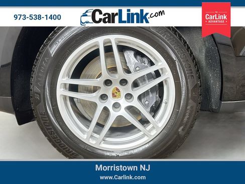 Used 2021 Porsche Macan AWD/4WD image 40
