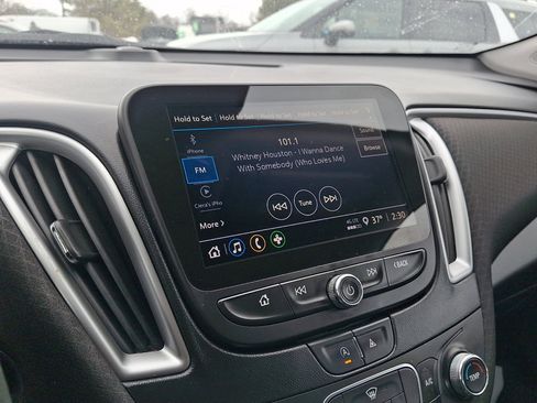 Used 2023 Chevrolet Malibu LS image 27