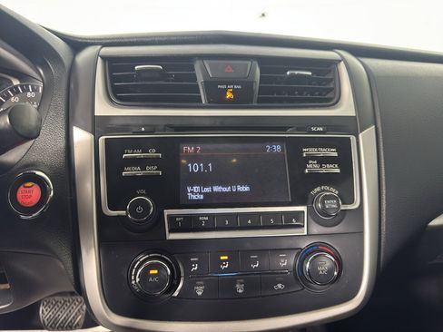 Used 2017 Nissan Altima 2.5 S w/ Power Driver Seat Package image 26