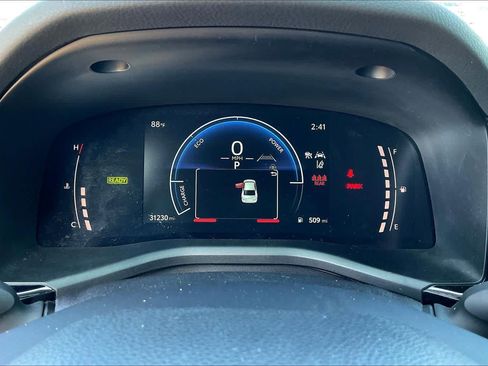 Used 2025 Toyota Camry LE w/ Convenience Package FWD image 25