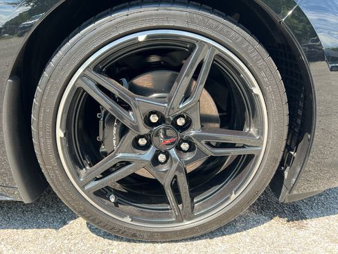 Used 2024 Chevrolet Corvette Stingray Premium Cpe w/ 3LT RWD image 13