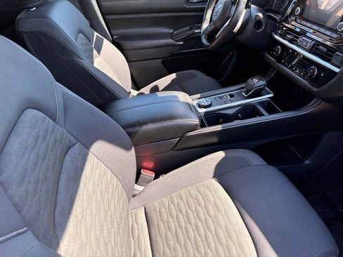 Certified 2025 Nissan Pathfinder SV AWD/4WD image 12