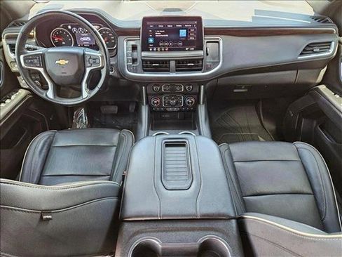 Used 2021 Chevrolet Suburban Premier w/ Premium Package image 19