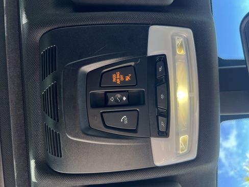 Used 2018 BMW M4 Coupe RWD image 34