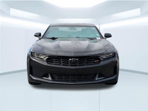 Used 2019 Chevrolet Camaro LT w/ RS Package RWD image 11