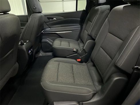 Certified 2025 Chevrolet Traverse LT image 25