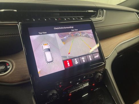 Used 2022 Jeep Grand Cherokee Summit w/ Adv Protech Group IV image 19