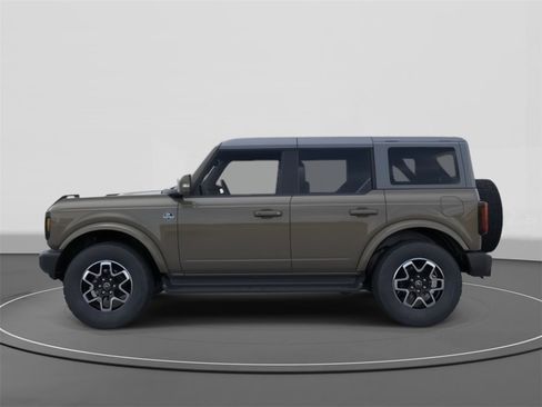 New 2025 Ford Bronco Outer Banks image 3