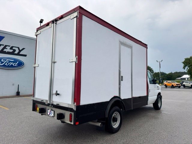 Used 2023 Ford E-350 and Econoline 350 Super Duty w/ Power Windows & Locks Group RWD image 18
