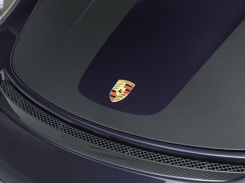 Used 2018 Porsche 911 GT2 RS image 11