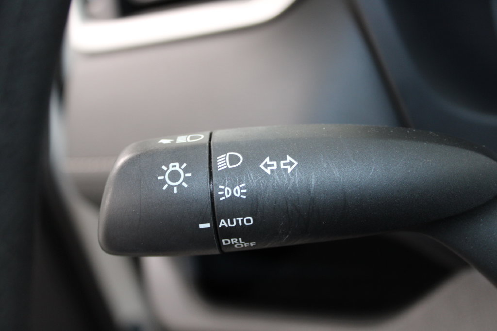 Used 2025 Toyota RAV4 XLE AWD/4WD image 35