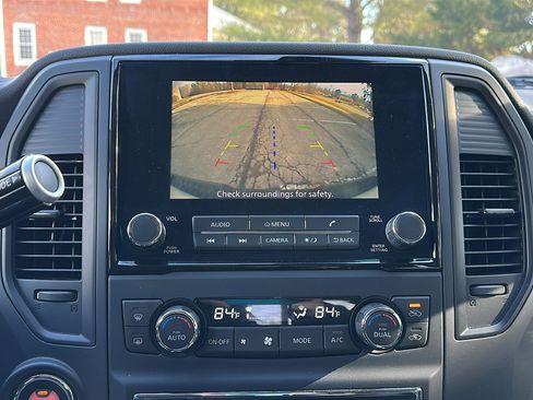 Certified 2024 Nissan Titan SV w/ SV Convenience Package image 21