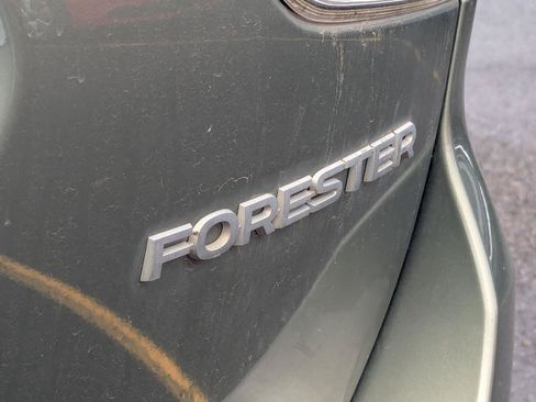 Used 2021 Subaru Forester Limited AWD/4WD image 6