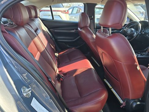 Used 2023 MAZDA MAZDA3 s image 13