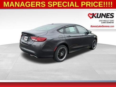 Used 2016 Chrysler 200 S AWD/4WD image 4