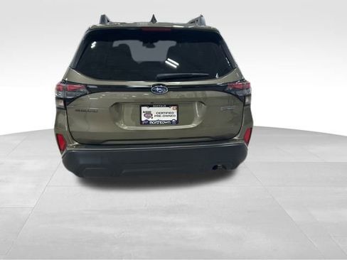 Certified 2025 Subaru Forester Premium image 24