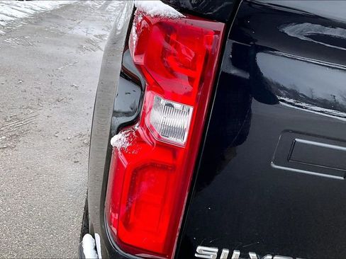 Used 2022 Chevrolet Silverado 2500 LTZ w/ Z71 Chrome Sport Edition image 21