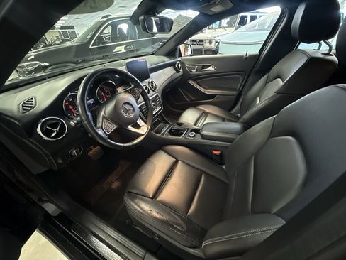 Used 2019 Mercedes-Benz GLA 250 image 12