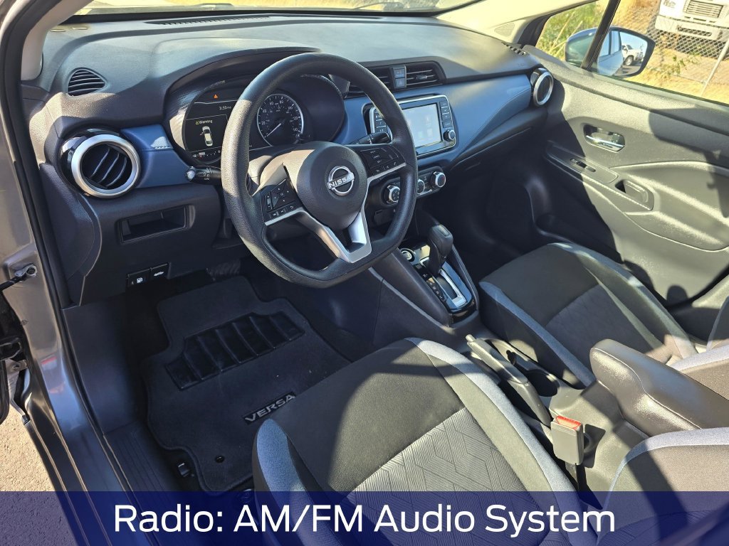 Used 2025 Nissan Versa SV FWD image 2