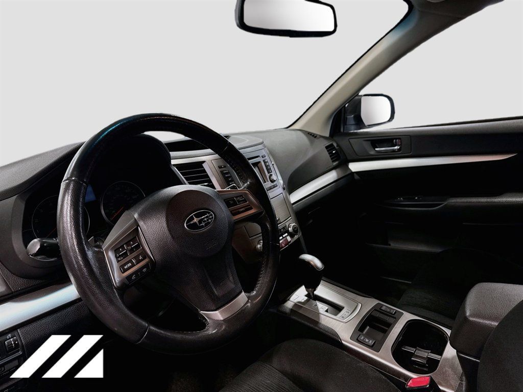 Used 2014 Subaru Outback 2.5i Premium w/ Popular Package #1B AWD/4WD image 9