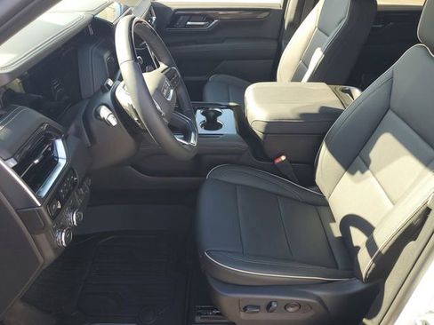 New 2026 GMC Yukon Elevation image 5