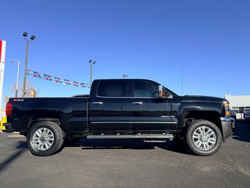 Used 2017 Chevrolet Silverado 2500 LTZ w/ Duramax Plus Package image 39
