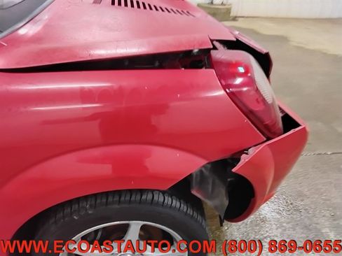 Used 2000 Toyota MR2 RWD image 14