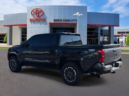 Used 2025 Toyota Tacoma TRD Sport RWD image 6
