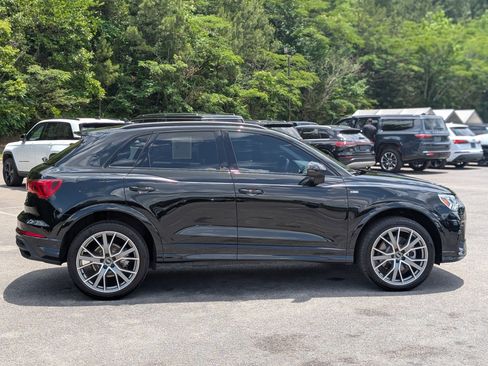 Used 2025 Audi Q3 2.0T Premium Plus w/ Premium Plus Package AWD/4WD image 10