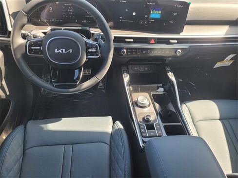 New 2025 Kia Sorento SX Prestige image 19