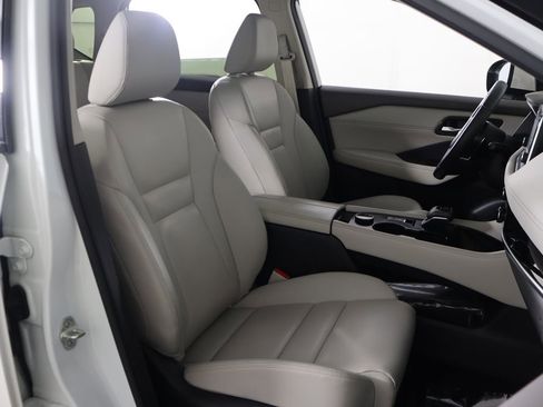 Used 2023 Nissan Rogue SL AWD/4WD image 31