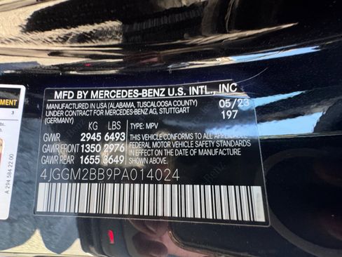 Used 2023 Mercedes-Benz EQE 350+ SUV w/ Exclusive Trim Package image 19