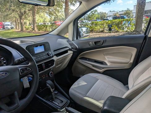 Used 2021 Ford EcoSport S image 14