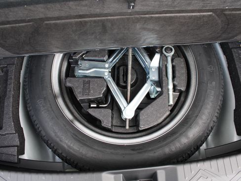 New 2025 Subaru Crosstrek 2.5i Limited w/ Popular Package #3A image 9