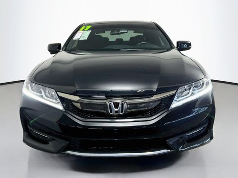 Used 2017 Honda Accord EX-L image 11