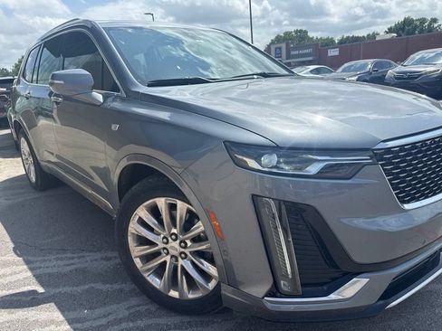 Used 2020 Cadillac XT6 Premium Luxury FWD image 1