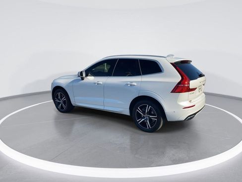 Used 2018 Volvo XC60 T6 R-Design w/ Convenience Package image 6
