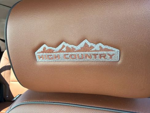 Certified 2021 Chevrolet Traverse High Country AWD/4WD image 9