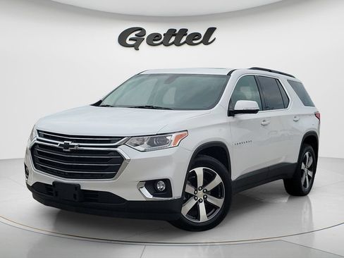 Used 2019 Chevrolet Traverse LT w/ LT Premium Package AWD/4WD image 1