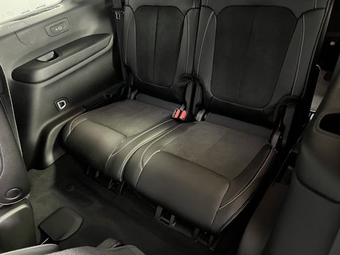 Certified 2024 Jeep Grand Cherokee L Altitude image 26