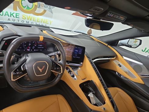 Used 2021 Chevrolet Corvette Stingray Preferred Cpe w/ Engine Appearance Package image 12