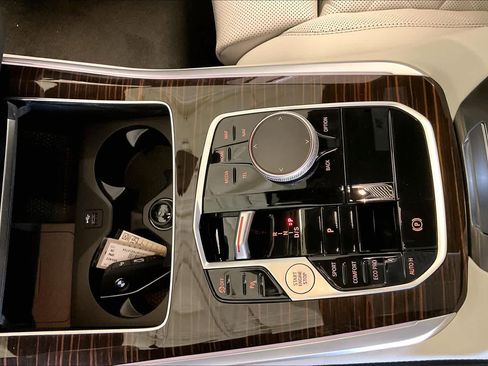 New 2026 BMW X5 sDrive40i image 7