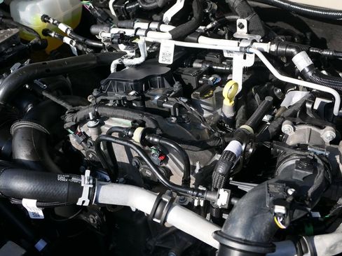 Used 2025 Ford Bronco Outer Banks w/ Sasquatch Package image 32