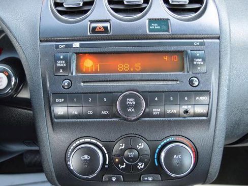 Used 2010 Nissan Altima 2.5 S FWD image 20