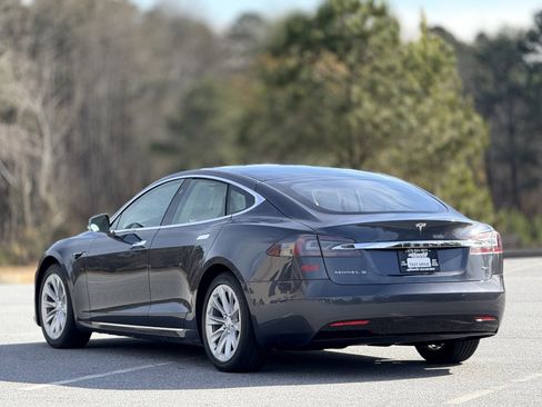 Used 2018 Tesla Model S 75D image 9