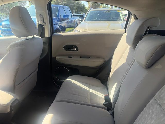Used 2016 Honda HR-V EX image 4
