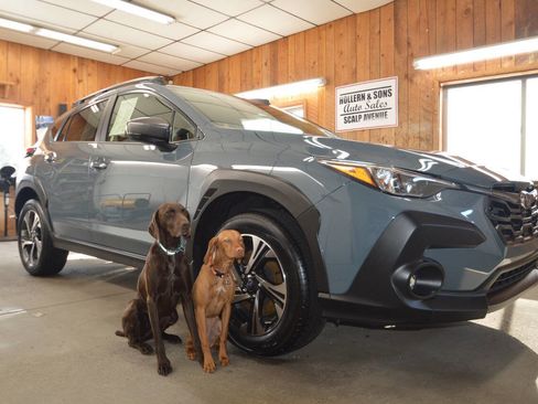 Used 2025 Subaru Crosstrek 2.0i Premium image 2