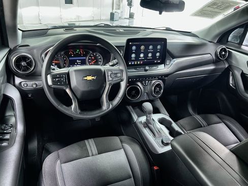 Used 2025 Chevrolet Blazer LT AWD/4WD image 20